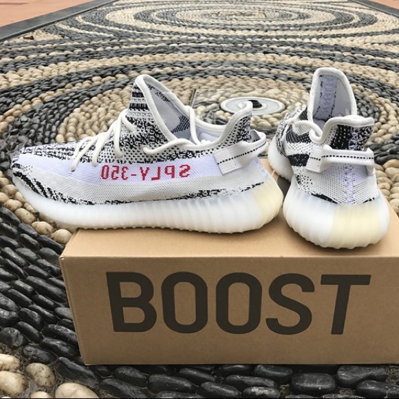Unisex adidas Yeezy Boost 350 V2 Zebra main image 8